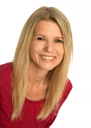 Portrait, Tanja Gürtler, Prophylaxefachkraft und fortgebildete zahnmedizinische Assistentin